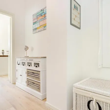 Ferienwohnung Ruegen, Ostseebad Sellin, Villa Wiederkehr * Sellin (Rugen)